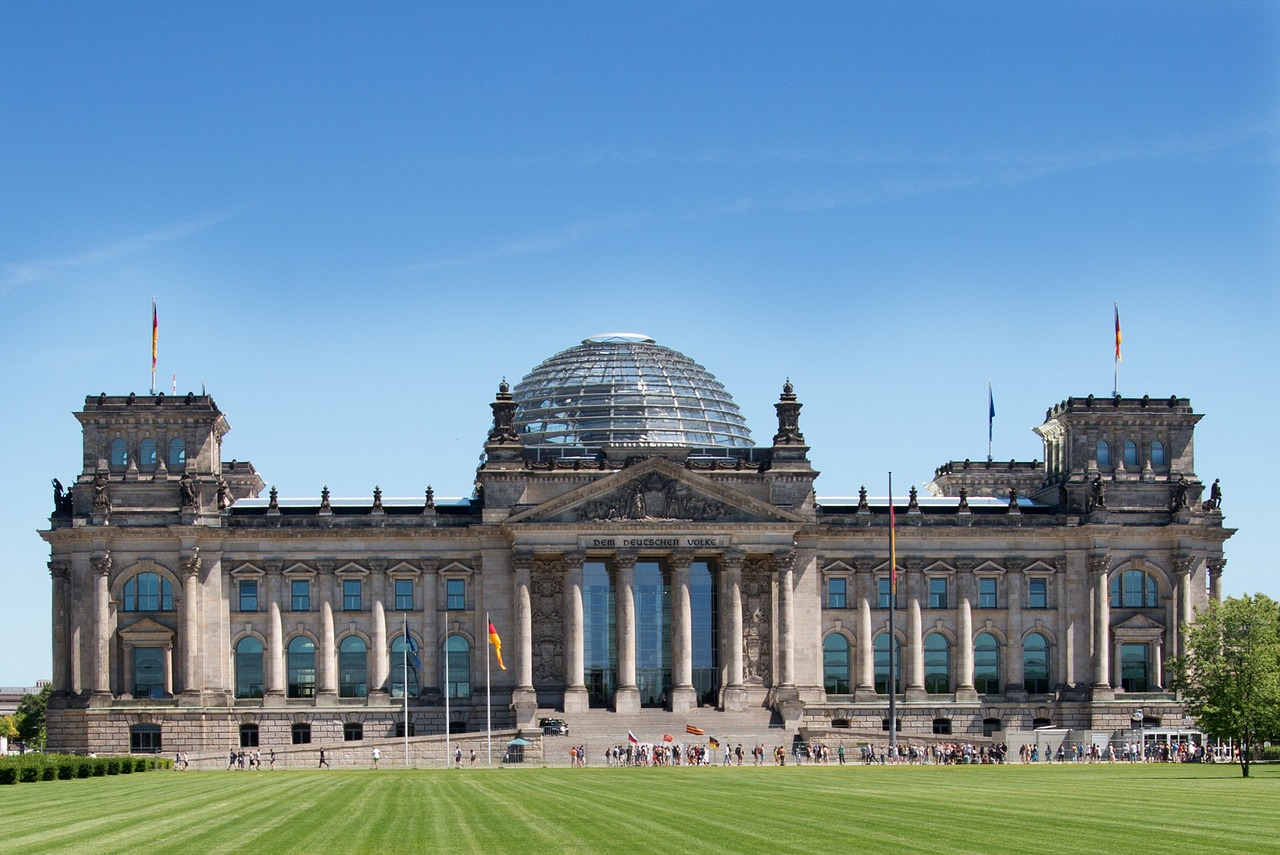 Informationen am Mittwoch: Demokratie in Gefahr! Was tun?